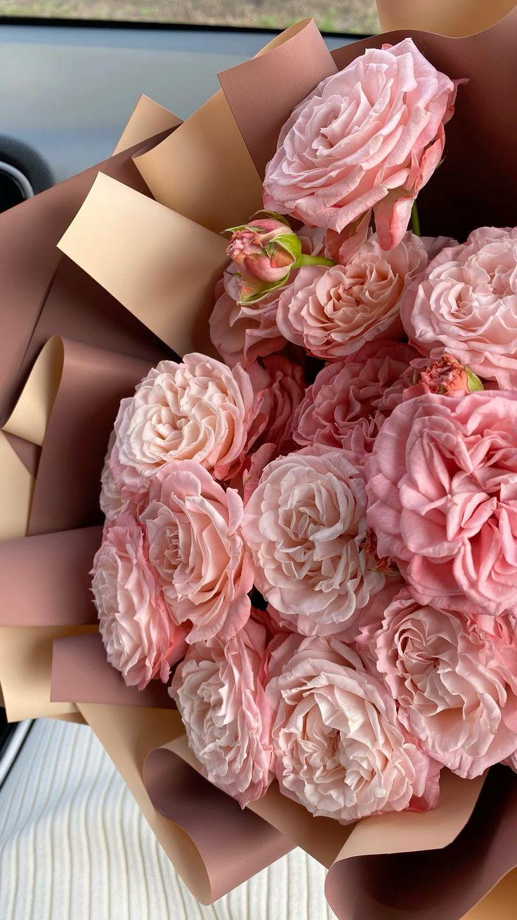 Corporate meeting room with carefully timed floral arrangements that maintain elegance throughout business hours